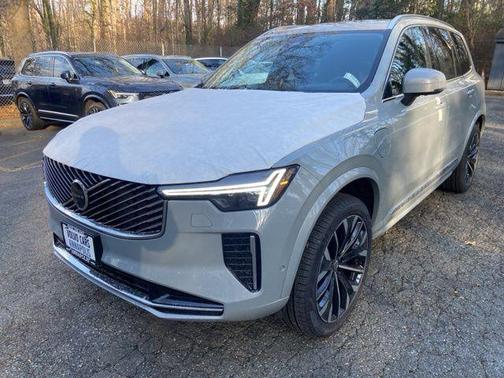 2026 Volvo XC90 Plug-In Hybrid T8 Ultra 6-Seater