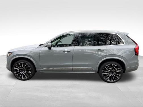 2026 Volvo XC90 B6 Ultra 6-Seater