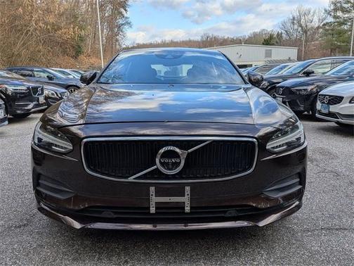 2018 Volvo S90 T6 Momentum