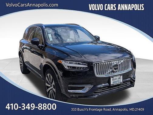 Onyx Black 2023 Volvo XC90 Plus
