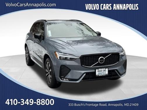 2023 Volvo XC60 B5 Plus Dark Theme