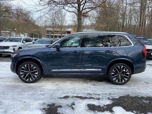 2026 Volvo XC90 B6 Plus 7-Seater