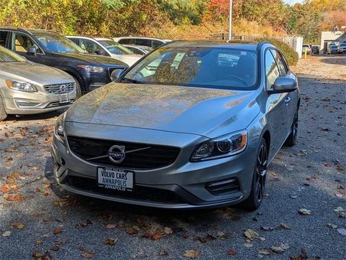 2018 Volvo V60 T5 Dynamic