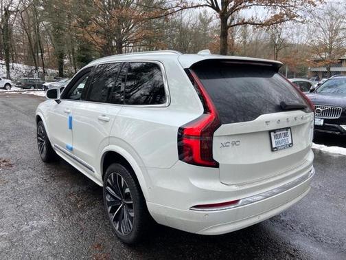 2025 Volvo XC90 Plug-In Hybrid T8 Ultra 7-Seater