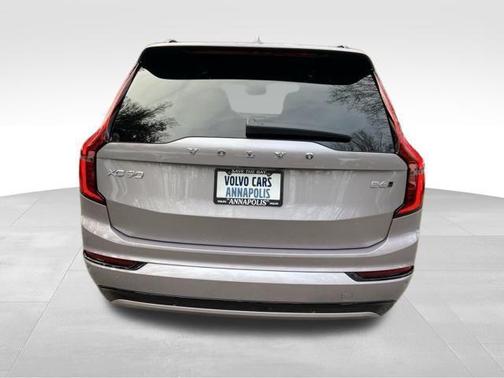 2026 Volvo XC90 B6 Ultra Dark Theme 6-Seater