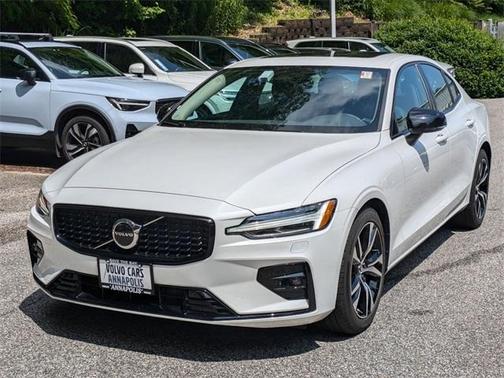 2025 Volvo S60 B5 Core