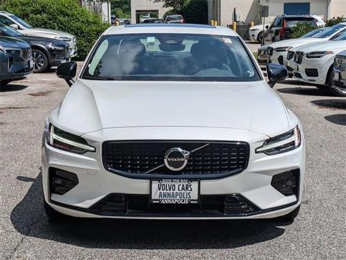 2025 Volvo S60 B5 Core