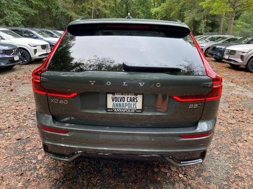 2026 Volvo XC60 B5 Ultra