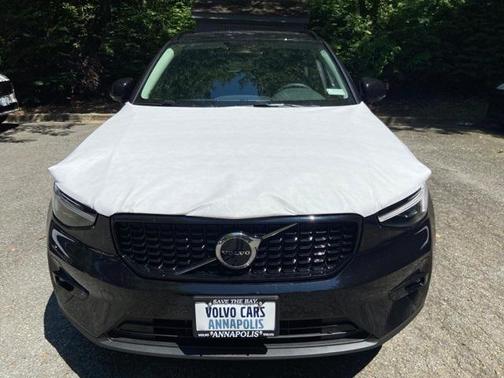 2026 Volvo XC40