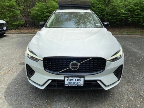 2025 Volvo XC60 Plug-In Hybrid T8 Plus