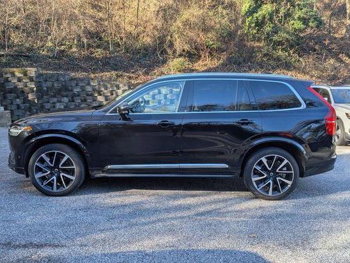 2023 Volvo XC90 B6 Plus 7-Seater