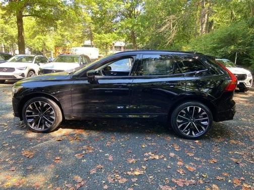 2026 Volvo XC60 B5 Ultra