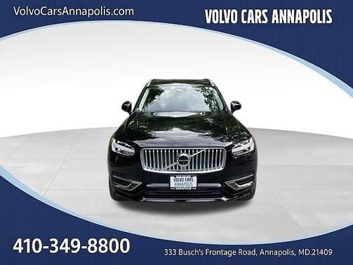 Onyx Black 2025 Volvo XC90 Plus