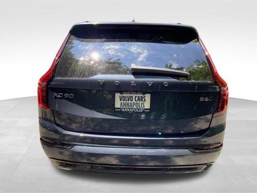 2026 Volvo XC90 B6 Ultra Dark Theme 7-Seater