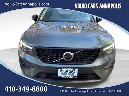 2026 Volvo XC40 B5 Plus