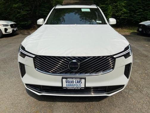 2025 Volvo XC90 B6 Plus 7-Seater