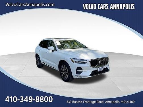 Crystal White 2023 Volvo XC60 Plus