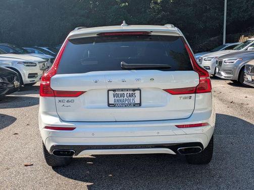 2018 Volvo XC60 Recharge Plug-In Hybrid T8 R-Design