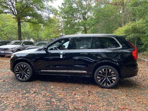 2026 Volvo XC90 B5 Plus 7-Seater