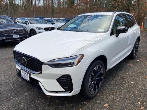 2026 Volvo XC60 B5 Ultra