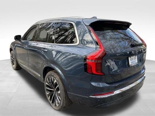 2026 Volvo XC90 Plug-In Hybrid T8 Ultra 7-Seater