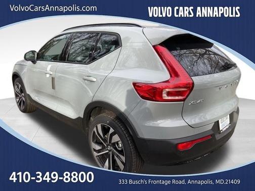2026 Volvo XC40 B5 Ultra