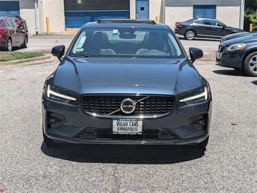 2025 Volvo S60 B5 Core