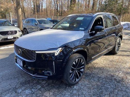 2026 Volvo XC90 B6 Plus 7-Seater