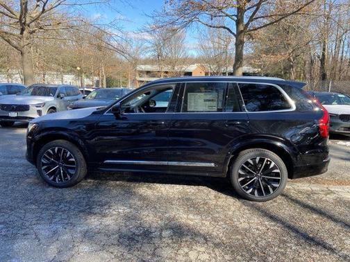 2026 Volvo XC90 B6 Plus 7-Seater