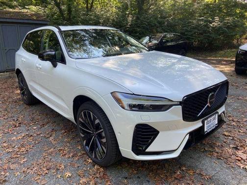 2026 Volvo XC60 Plug-In Hybrid T8 Ultra