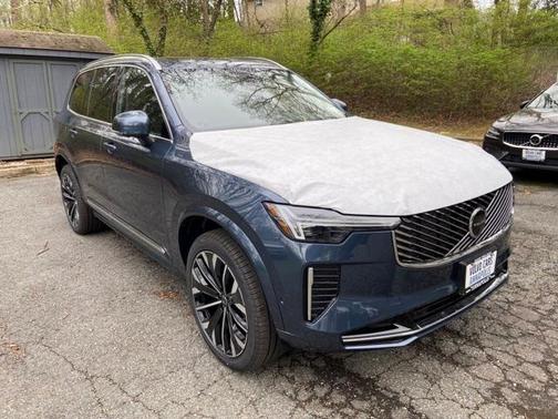 2025 Volvo XC90 Plug-In Hybrid T8 Plus 7-Seater