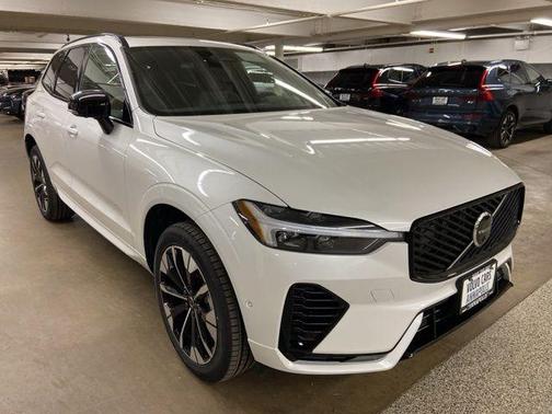 2026 Volvo XC60 Plug-In Hybrid T8 Plus