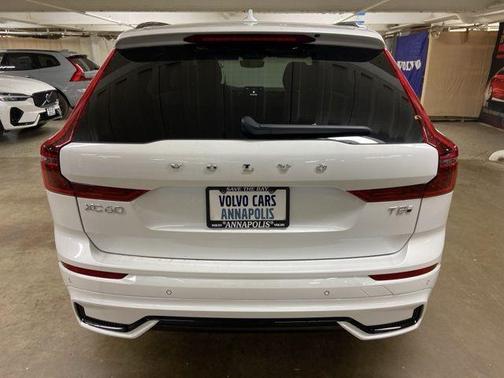 2026 Volvo XC60 Plug-In Hybrid T8 Plus