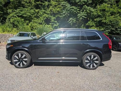 2024 Volvo XC90 Recharge Plug-In Hybrid T8 Plus Bright Theme 7 Passenger