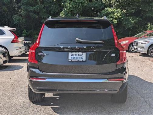 2024 Volvo XC90 Recharge Plug-In Hybrid T8 Plus Bright Theme 7 Passenger