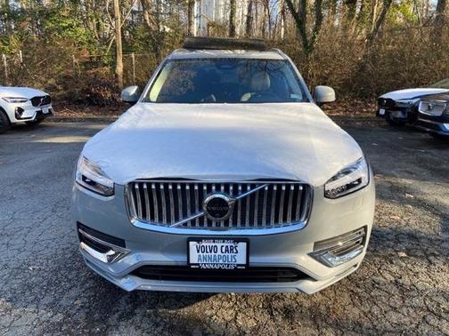 2025 Volvo XC90 B6 Plus 7-Seater