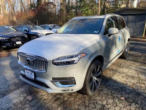 2025 Volvo XC90 B6 Plus 7-Seater