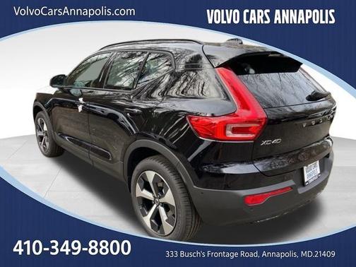 2026 Volvo XC40 B5 Plus