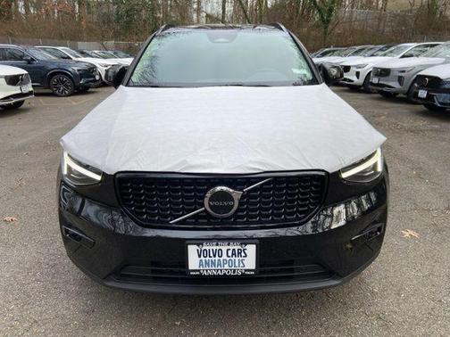 2026 Volvo XC40 B5 Plus