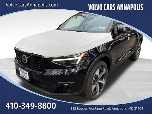 2026 Volvo XC40 B5 Plus