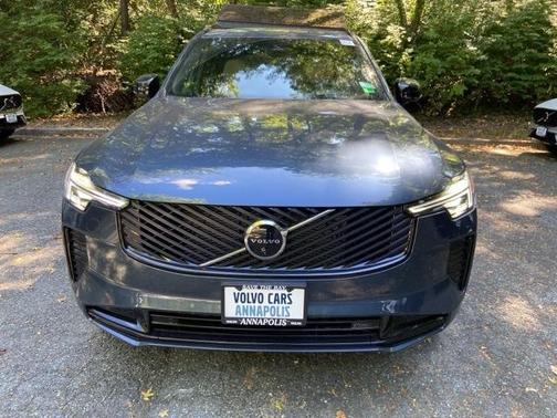 2026 Volvo XC90 B6 Ultra Dark Theme 6-Seater