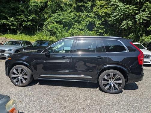 2024 Volvo XC90 B6 Ultimate Bright Theme 6-Seater