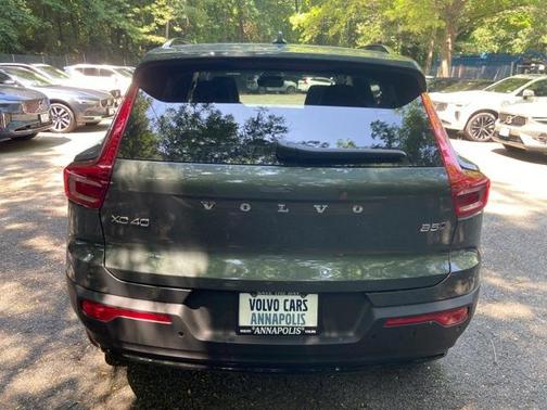 2026 Volvo XC40