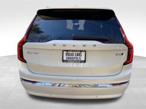 2026 Volvo XC90 B6 Plus 7-Seater