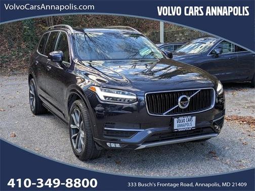 2016 Volvo XC90 T6 Momentum