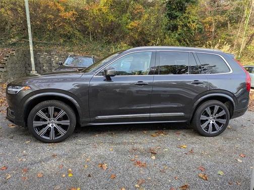 2023 Volvo XC90 B6 Ultimate 7-Seater