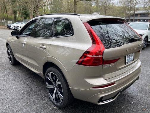 2025 Volvo XC60 Plug-In Hybrid T8 Ultra