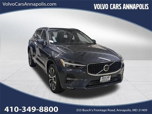2022 Volvo XC60 B5 Momentum