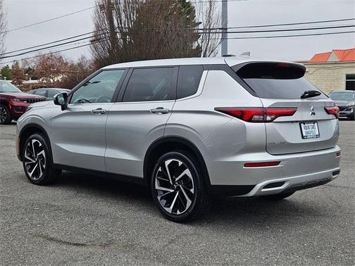 2023 Mitsubishi Outlander Ralliart