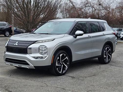 2023 Mitsubishi Outlander Ralliart